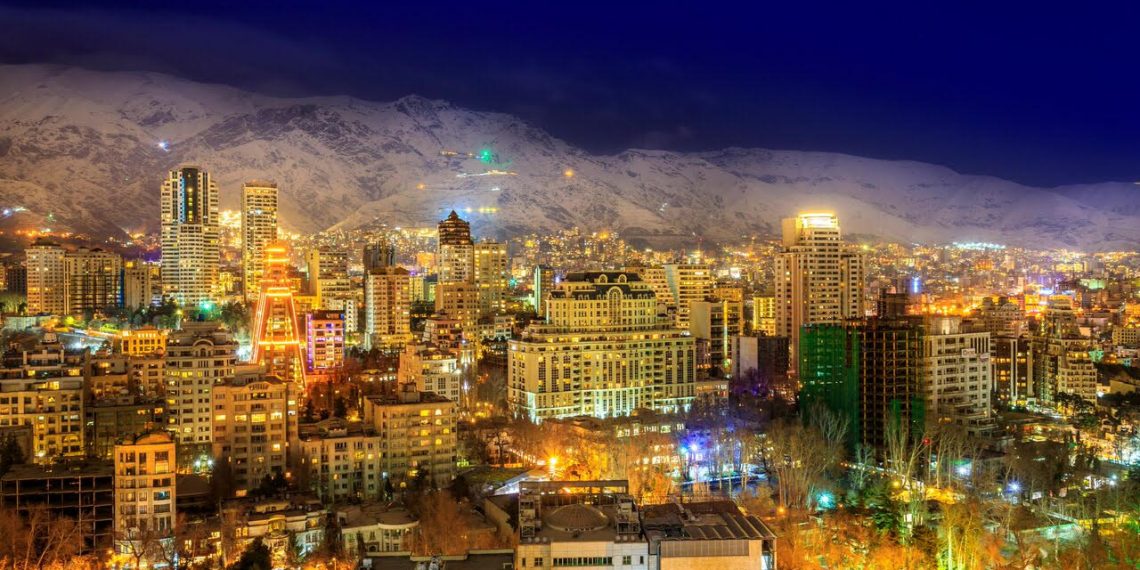 Teheran. Foto: https://www.flickr.com/people/155656563@N06.