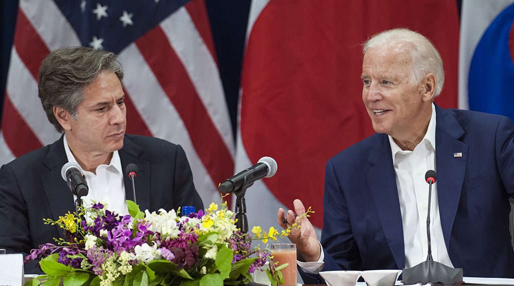 USAs uteriksminister Anthony Blinken med president Joe Biden (foto: U.S. Indo-Pacific Command, i Flickr).