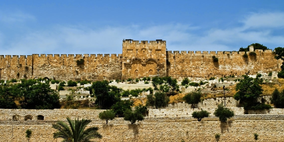 Den gyllne porten inn til Jerusalems gamleby. Foto: Nikodem Nijaki, Creative Commons License 3.0 - https://commons.wikimedia.org/wiki/File:Golden_Gate_Jerusalem_04.jpg.