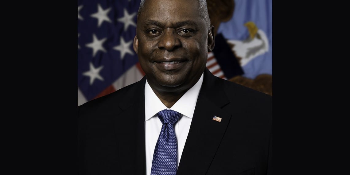 Secretary of Defense Lloyd J. Austin III official portrait session, July 6, 2023. (DoD photo by Chad J. McNeeley)